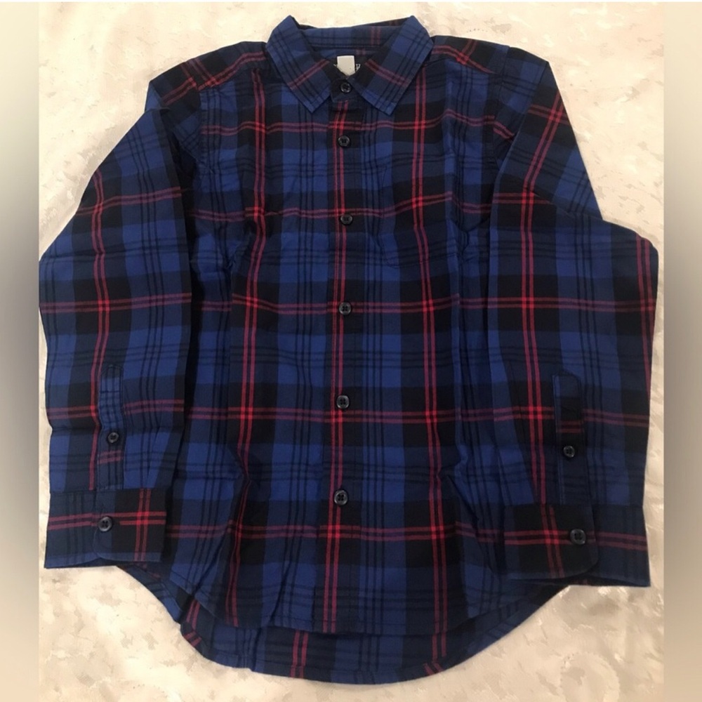 Boys Blue Plaid Button-Up Shirt NWT Size Medium